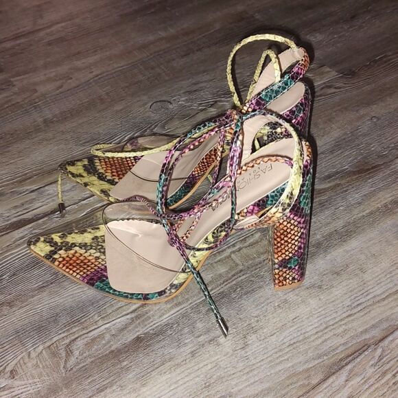 Fashion Nova Arani Multicolor Snakeskin Heels  Sz 9 NWOT - Picture 3 of 7